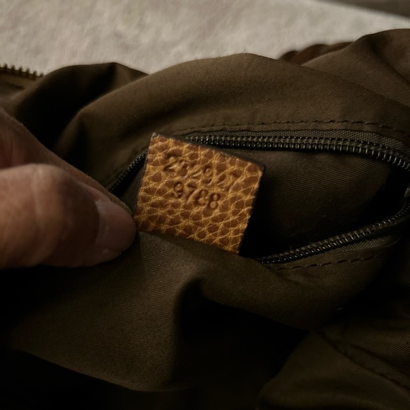 Gorgeous - Picture 5 of 6